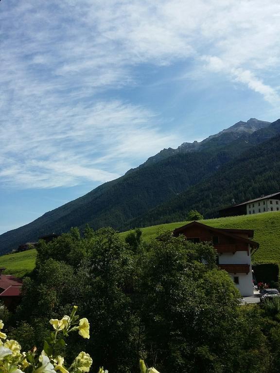 Haus Pinnistor Neustift im Stubaital Exterior foto